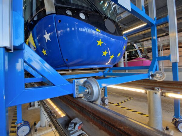 2001660 - Liftable aluminum mobile platform for railway maintenance - Image 4